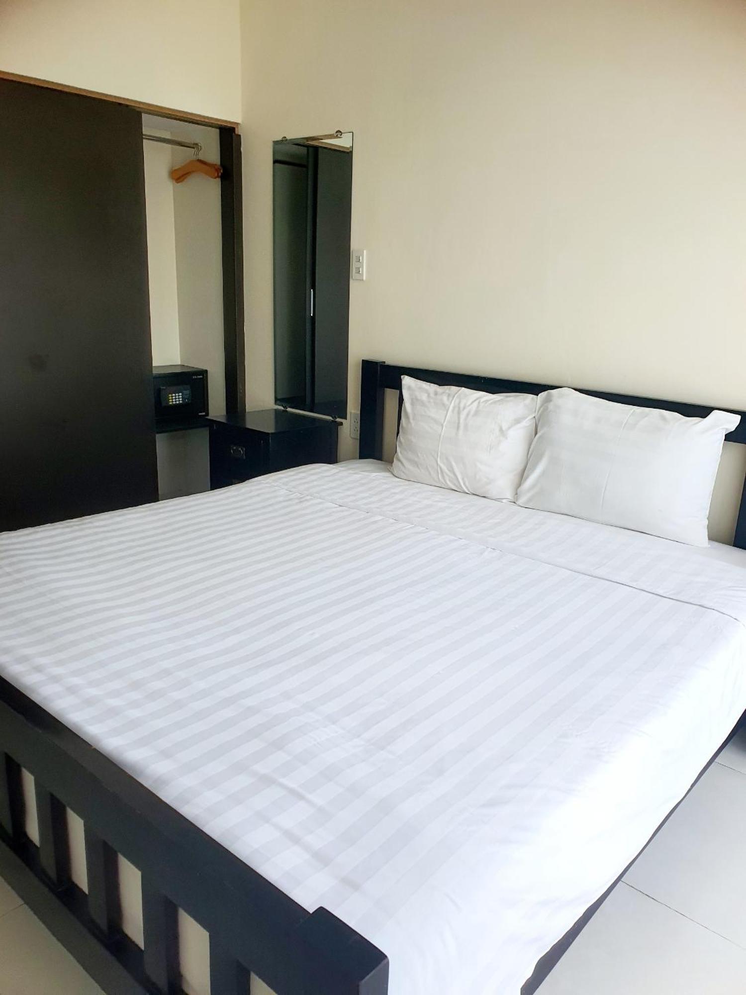 Kosmos Apart Hotel Phu Quoc - Night Market & Walkin To Beach Bagian luar foto